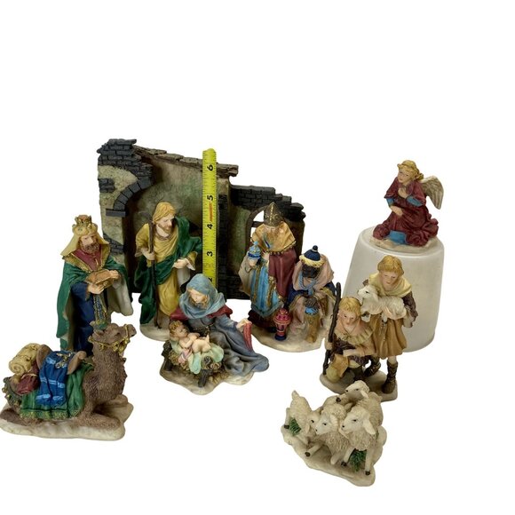 9-Piece Fontanini Christmas Nativity Set With Box Holiday Christmas Holy Family - Picture 4 of 6